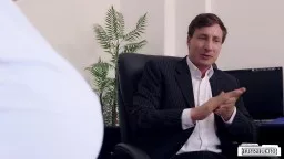 Heisses Geficke mit Boss im Bumsbüro 