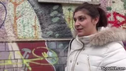 Deutsche July (22) aus Berlin liebt das ficken